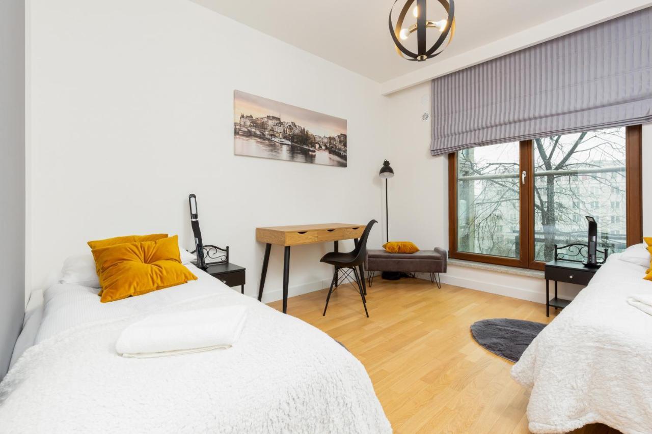 Park Arkadia Apartment With Parking Mokotow By Noclegi Renters Warsaw Exterior photo